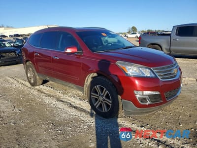 Czwarte zdjęcie samochodu z boku: 2016 CHEVROLET TRAVERSE LT VIN:1GNKVHKD7GJ236262 - miniatura