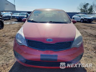 Piąte zdjęcie samochodu w środku: 2013 KIA RIO LX VIN:KNADM4A37D6109464 - miniatura