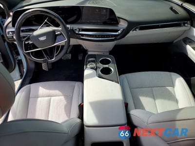 Zdjęcie 8 z 12 samochodu: 2024 CADILLAC LYRIQ SPORT VIN:1GYKPVRK8RZ122159 - miniatura