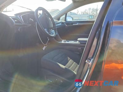 Zdjęcie 7 z 11 samochodu: 2019 FORD FUSION SE VIN:3FA6P0HD1KR280596 - miniatura