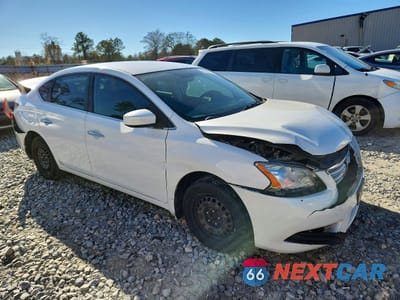 Czwarte zdjęcie samochodu z boku: 2014 NISSAN SENTRA S VIN:3N1AB7AP0EY273703 - miniatura