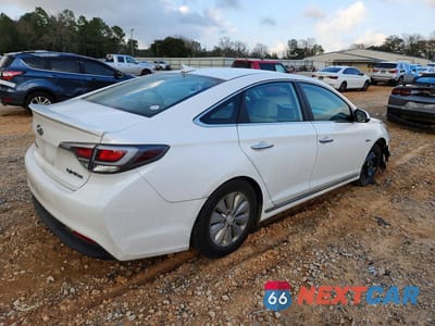 Trzecie zdjęcie samochodu z tyłu: 2017 HYUNDAI SONATA HYBRID VIN:KMHE24L12HA060407 - miniatura