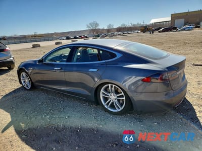 Drugie zdjęcie samochodu z przodu: 2013 TESLA MODEL S VIN:5YJSA1AG0DFP07498 - miniatura