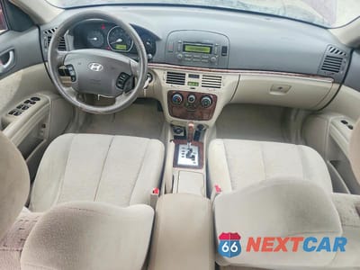 Zdjęcie 8 z 12 samochodu: 2007 HYUNDAI SONATA GLS VIN:5NPET46C77H233635 - miniatura
