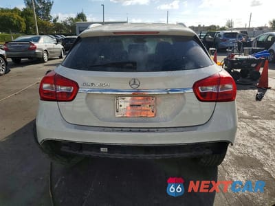 Zdjęcie 6 z 14 samochodu: 2018 MERCEDES-BENZ GLA 250 VIN:WDCTG4EB3JJ468580 - miniatura
