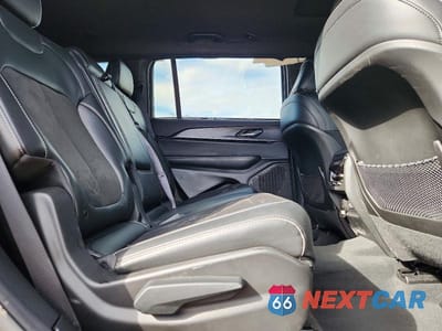 Zdjęcie 11 z 13 samochodu: 2025 JEEP GRAND CHEROKEE L LAREDO VIN:1C4RJKAG6S8695245 - miniatura