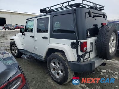 Drugie zdjęcie samochodu z przodu: 2015 JEEP WRANGLER UNLIMITED SAHARA VIN:1C4BJWEGXFL742668 - miniatura