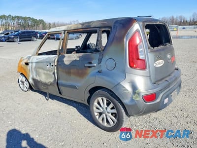 Drugie zdjęcie samochodu z przodu: 2013 KIA SOUL + VIN:KNDJT2A60D7521730 - miniatura