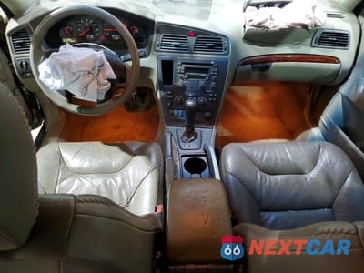 Zdjęcie 8 z 12 samochodu: 2002 VOLVO V70 XC VIN:YV1SZ58D521069258 - miniatura