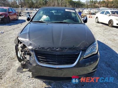 Piąte zdjęcie samochodu w środku: 2012 CHRYSLER 200 S VIN:1C3BCBGG7CN122543 - miniatura
