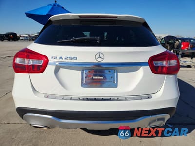 Zdjęcie 6 z 15 samochodu: 2019 MERCEDES-BENZ GLA 250 VIN:WDCTG4EB0KU005280 - miniatura