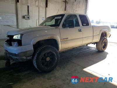 2005 CHEVROLET SILVERADO K2500 HEAVY DUTY 1GCHK29U65E237794 - główne zdjęcie licytacji z USA - miniatura