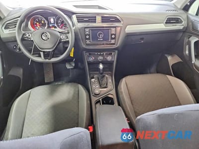 Zdjęcie 8 z 12 samochodu: 2018 VOLKSWAGEN TIGUAN S VIN:3VV0B7AX9JM009696 - miniatura