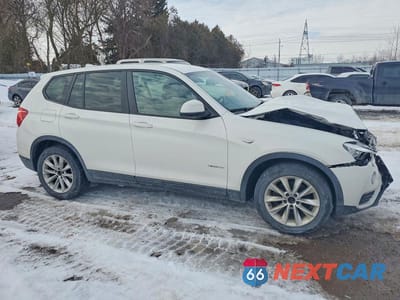 Czwarte zdjęcie samochodu z boku: 2016 BMW X3 XDRIVE28I VIN:5UXWX9C53G0D90041 - miniatura