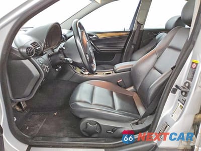 Zdjęcie 7 z 12 samochodu: 2007 MERCEDES-BENZ C 230 VIN:WDBRF52H17F854149 - miniatura