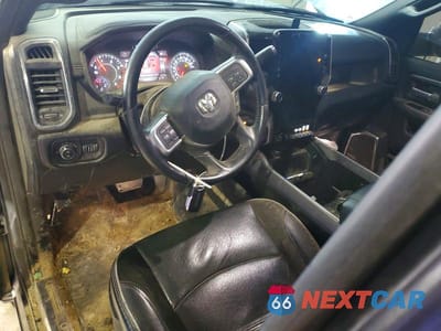 Zdjęcie 8 z 12 samochodu: 2022 RAM 2500 LARAMIE VIN:3C6UR5FL1NG309900 - miniatura