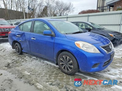 Czwarte zdjęcie samochodu z boku: 2014 NISS VERSA 1.6 SV VIN:3N1CN7AP3EL877100 - miniatura