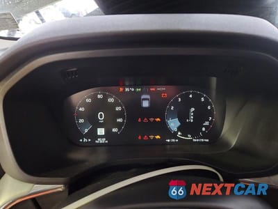 Zdjęcie 9 z 12 samochodu: 2018 VOLVO XC60 T5 MOMENTUM VIN:YV4102RK4J1066080 - miniatura