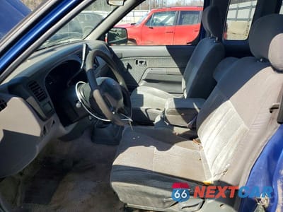 Zdjęcie 7 z 12 samochodu: 1999 NISSAN FRONTIER KING CAB XE VIN:1N6DD26S0XC337316 - miniatura