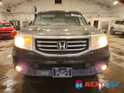 Piąte zdjęcie samochodu w środku: 2015 HONDA PILOT TOURING VIN:5FNYF4H99FB026859 - miniatura