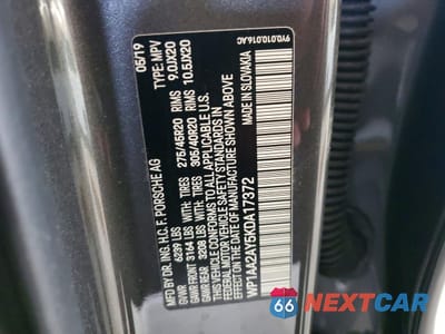 Zdjęcie 13 z 14 samochodu: 2019 PORSCHE CAYENNE VIN:WP1AA2AY5KDA17372 - miniatura