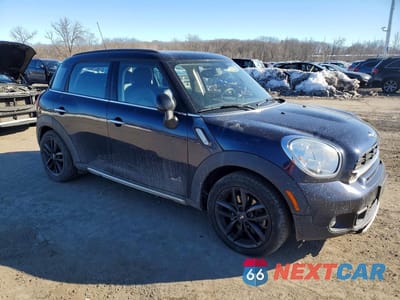 Czwarte zdjęcie samochodu z boku: 2016 MINI COUNTRYMAN VIN:WMWZC5C56GWU02239 - miniatura