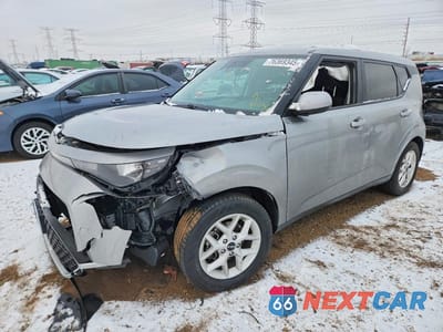 2023 KIA SOUL LX KNDJ23AU2P7890696 - główne zdjęcie licytacji z USA - miniatura