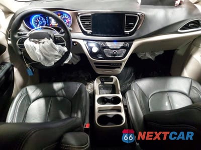 Zdjęcie 8 z 13 samochodu: 2024 CHRYSLER GRAND CARAVAN SXT VIN:2C4RC1ZG1RR168155 - miniatura