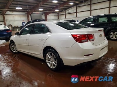 Drugie zdjęcie samochodu z przodu: 2015 CHEVROLET MALIBU 1LT VIN:1G11C5SL3FF189967 - miniatura