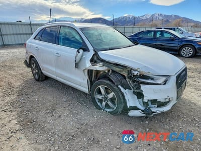 Czwarte zdjęcie samochodu z boku: 2015 AUDI Q3 PRESTIGE VIN:WA1GFCFS6FR004897 - miniatura