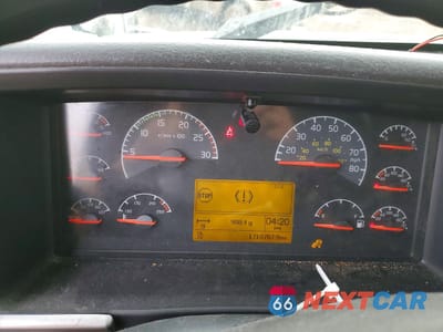 Zdjęcie 8 z 10 samochodu: 2007 VOLVO VN VNL - SEMI TRUCK VIN:4V4NC9GH07N458023 - miniatura