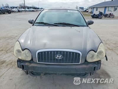 Piąte zdjęcie samochodu w środku: 2002 HYUNDAI SONATA BASE VIN:KMHWF25HX2A719980 - miniatura