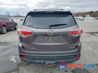 Zdjęcie 6 z 12 samochodu: 2016 TOYOTA HIGHLANDER LE VIN:5TDBKRFH8GS254695 - miniatura