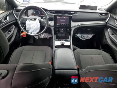 Zdjęcie 8 z 12 samochodu: 2024 JEEP GRAND CHEROKEE L LAREDO VIN:1C4RJJAG9R8611293 - miniatura