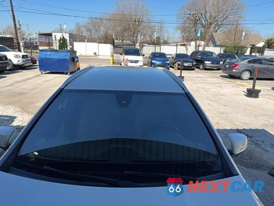 Zdjęcie 11 z 12 samochodu: 2018 MERCEDES-BENZ GLA 250 VIN:WDCTG4EB5JJ423561 - miniatura