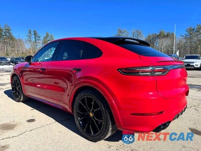 Trzecie zdjęcie samochodu z tyłu: 2021 PORSCHE CAYENNE COUPE VIN:WP1BA2AYXMDA40749 - miniatura