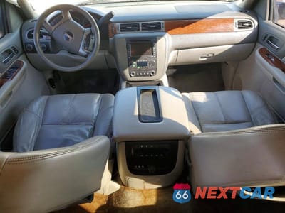 Zdjęcie 8 z 12 samochodu: 2008 GMC YUKON XL K1500 VIN:1GKFK16358R214604 - miniatura