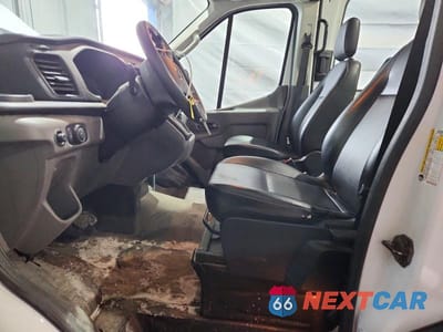 Zdjęcie 7 z 12 samochodu: 2020 FORD TRANSIT 250 DELIVERY VAN VIN:1FTBR2C89LKA90916 - miniatura