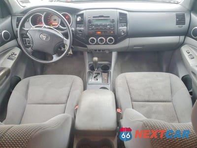 Zdjęcie 8 z 11 samochodu: 2011 TOYOTA TACOMA BAS VIN:5TFUU4EN6BX011922 - miniatura