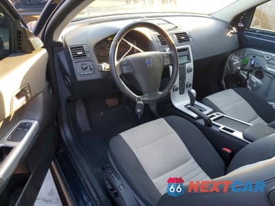 Zdjęcie 8 z 12 samochodu: 2012 VOLVO C30 T5 VIN:YV1672MK8C2269072 - miniatura