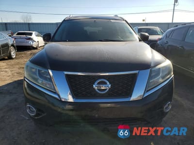 Piąte zdjęcie samochodu w środku: 2015 NISSAN PATHFINDER SL VIN:5N1AR2MN6FC616882 - miniatura