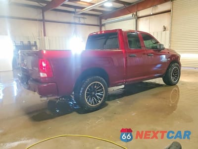 Trzecie zdjęcie samochodu z tyłu: 2018 RAM 1500 ST VIN:1C6RR7FT5JS172495 - miniatura