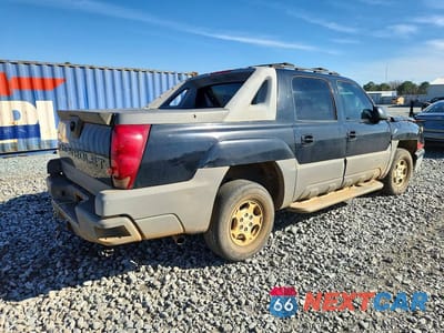 Trzecie zdjęcie samochodu z tyłu: 2002 CHEVROLET AVALANCHE C1500 VIN:3GNEC13T12G290196 - miniatura