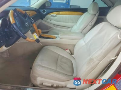 Zdjęcie 7 z 12 samochodu: 2002 LEXUS SC 430 BASE VIN:JTHFN48Y320005885 - miniatura