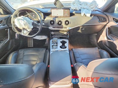 Zdjęcie 8 z 14 samochodu: 2022 KIA STINGER GT2 VIN:KNAE55LC5N6101658 - miniatura