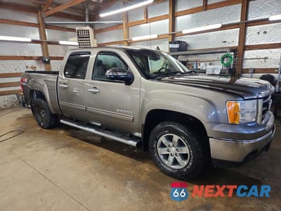 Czwarte zdjęcie samochodu z boku: 2013 GMC SIERRA K1500 SLE VIN:3GTP2VE73DG186162 - miniatura