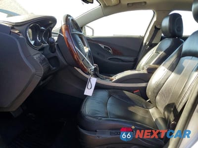 Zdjęcie 7 z 12 samochodu: 2011 BUICK LACROSSE CXS VIN:1G4GE5GD8BF216163 - miniatura
