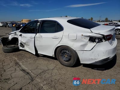 Drugie zdjęcie samochodu z przodu: 2018 TOYOTA CAMRY LE VIN:4T1B31HKXJU502211 - miniatura