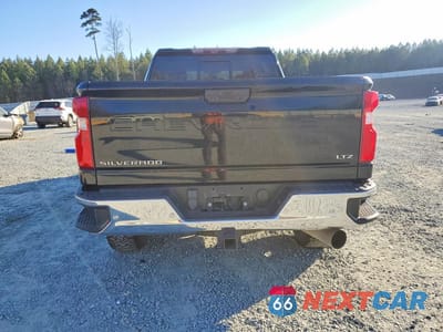 Zdjęcie 6 z 12 samochodu: 2021 CHEVROLET SILVERADO K2500 HEAVY DUTY LTZ VIN:1GC4YPEY7MF123931 - miniatura