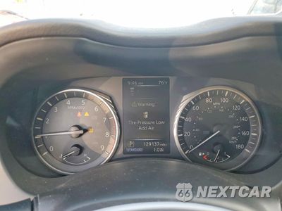Zdjęcie 9 z 12 samochodu: 2019 INFINITI Q50 LUXE VIN:JN1EV7AP3KM514466 - miniatura